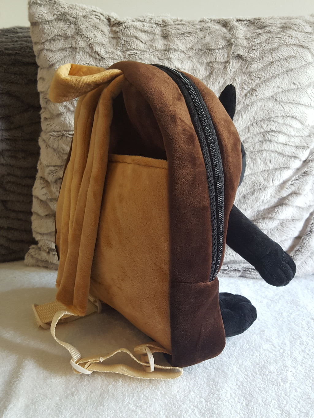 NERO • 22cm + Backpack